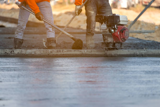 Best Concrete Sidewalk Installation in Gladeview, FL